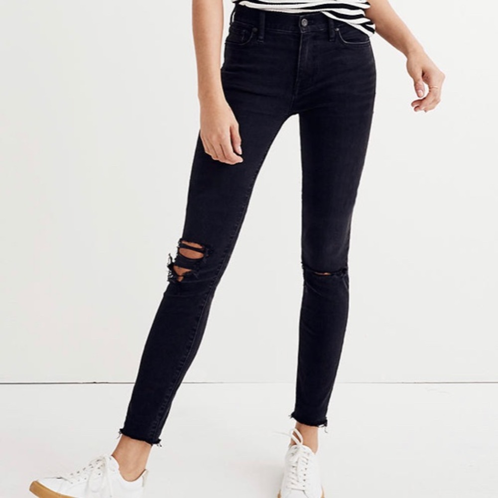 9” High Rise Skinny Distressed Black Madewell Jean